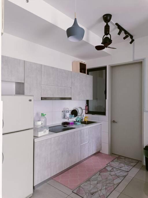 The Clio 2 Residences, Beside Ioi City Mall, Opposite Hospital Serdang, Beside Uniteen And Upm, Πουτρατζάγια Εξωτερικό φωτογραφία